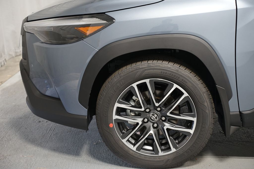 Thumbnail: 2026 Toyota Corolla Cross - 5