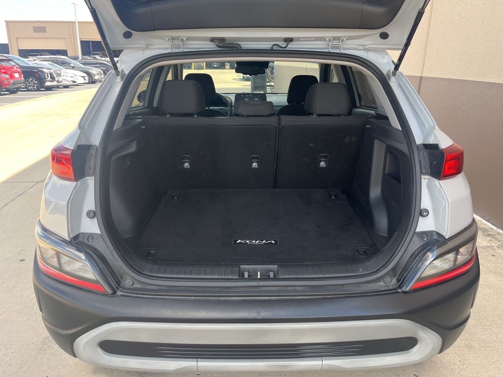 2023 Hyundai Kona SEL 10