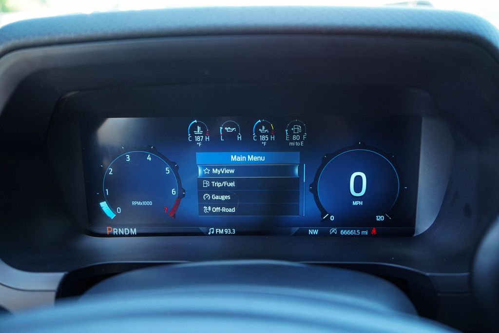 View vehicle photo 5