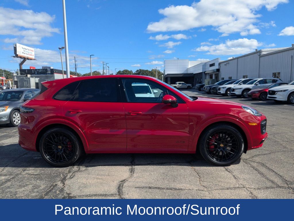 2021 Porsche Cayenne GTS