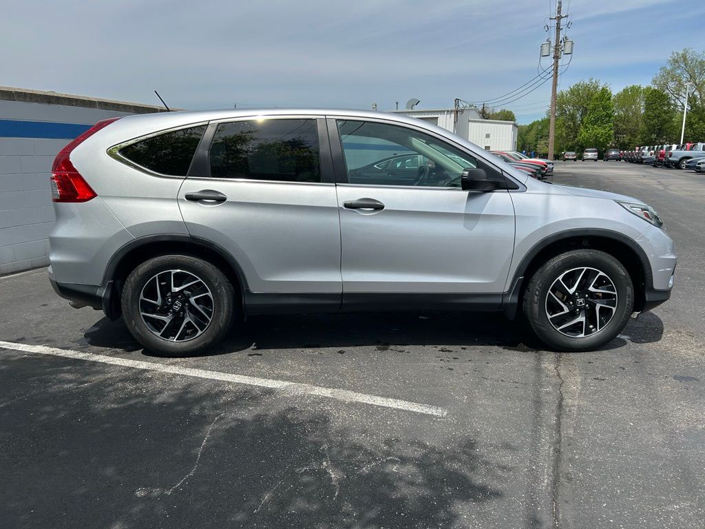 2016 Honda CR-V SE 6