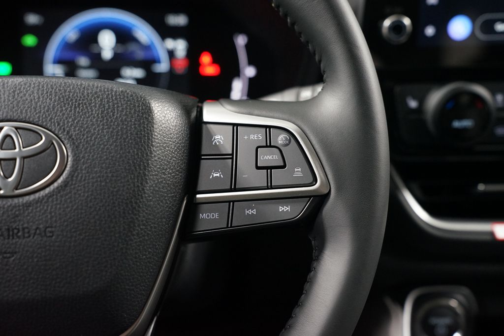 Thumbnail: 2026 Toyota Grand Highlander - 13