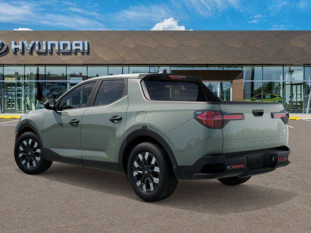 New 2027 Green Hyundai SE image 5
