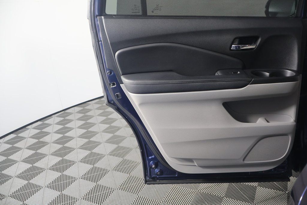 2019 Honda Pilot Touring 13