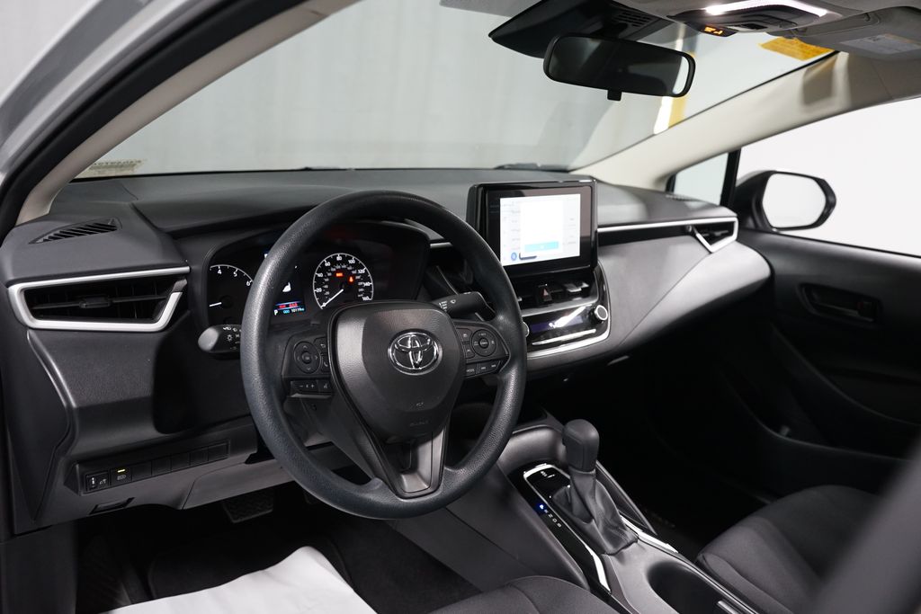 Thumbnail: 2025 Toyota Corolla - 11