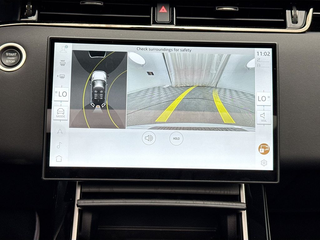 Thumbnail: 2025 Land Rover Range Rover Evoque - 15