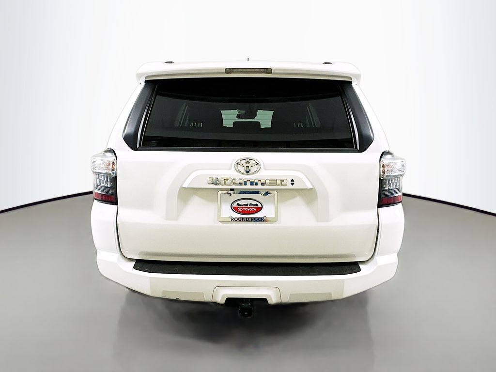 2023 Toyota 4Runner SR5 6