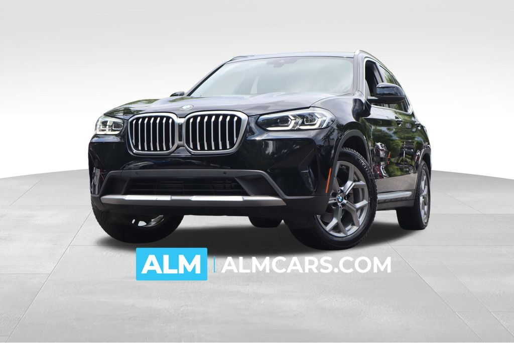 2022 BMW X3 30i's photo