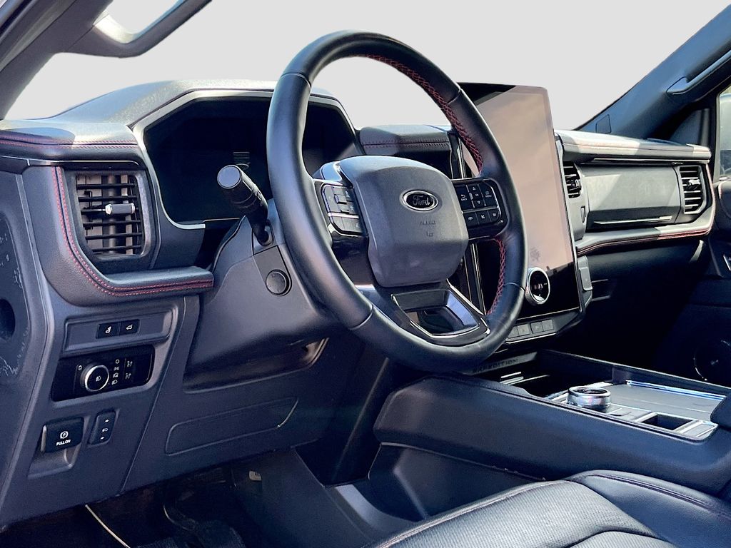 Used 2024 Silver Ford Limited image 9