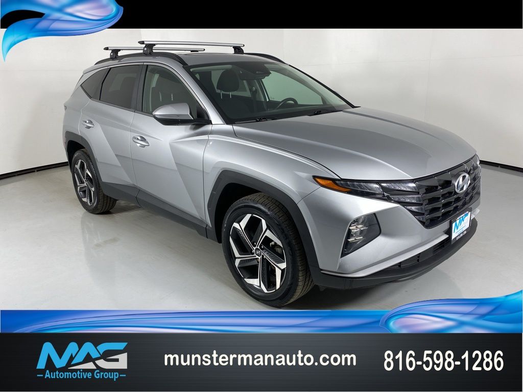 Shimmering Silver 2022 Hyundai Tucson SUV / Crossover All-Wheel Drive 8-Speed Automatic