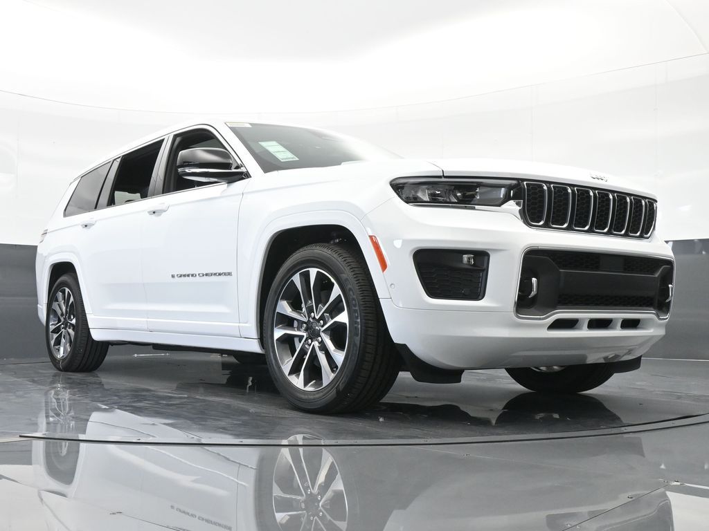 Used 2024 Bright White Clearcoat Jeep Overland image 54