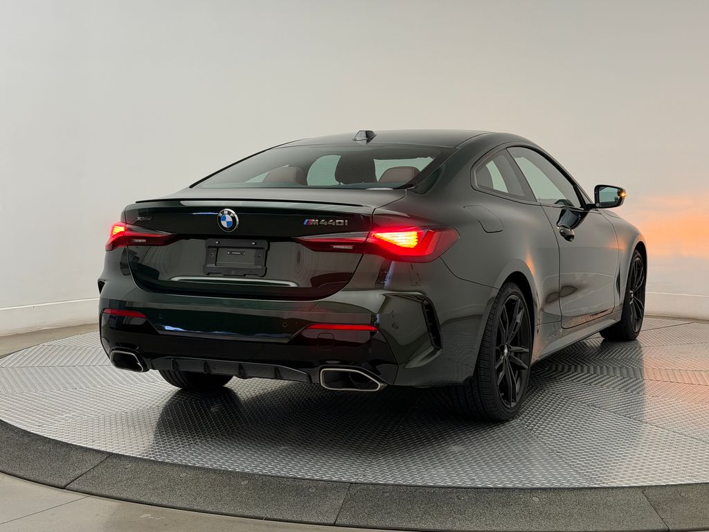 Thumbnail: 2024 BMW 4 Series - 9