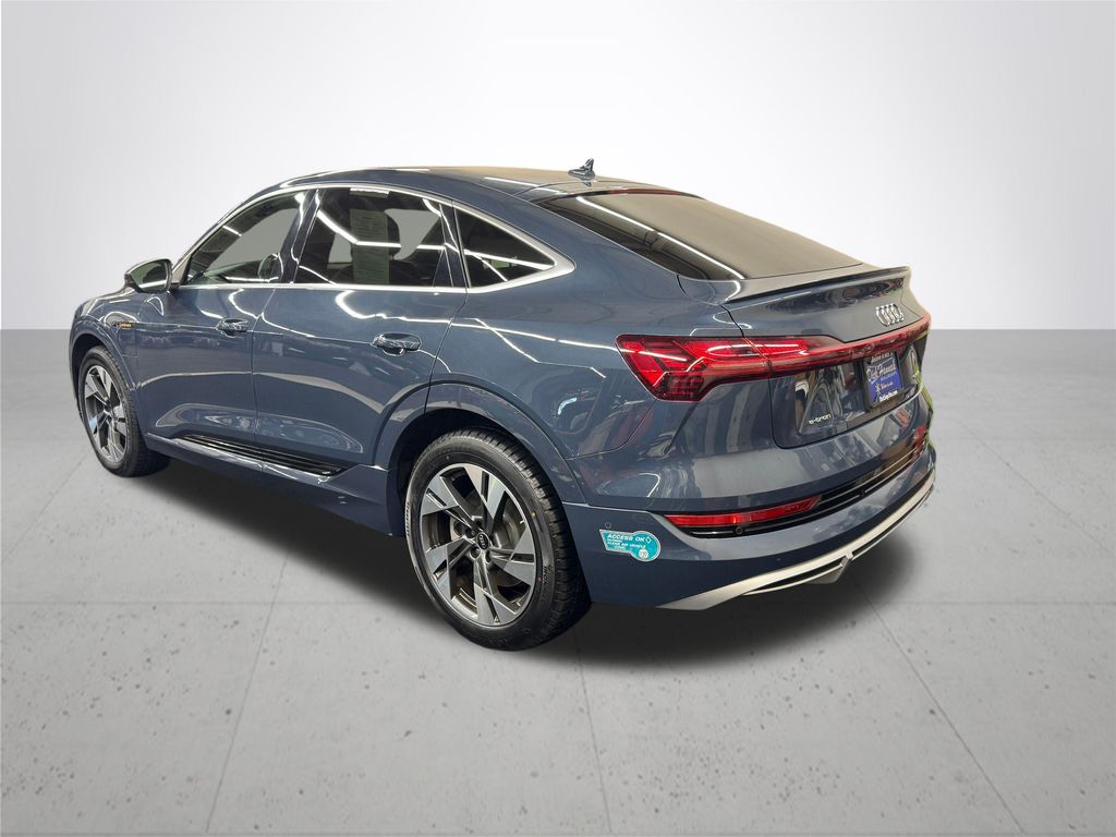 2022 Audi e-tron Sportback S line Premium Plus