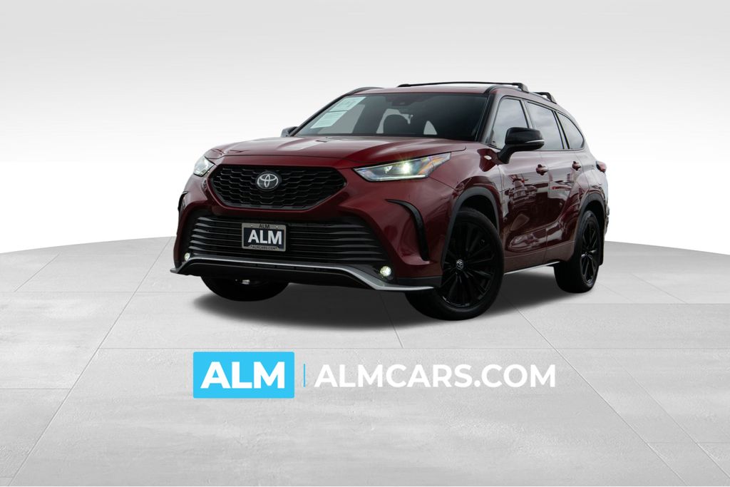 2023 Toyota Highlander XSE's photo