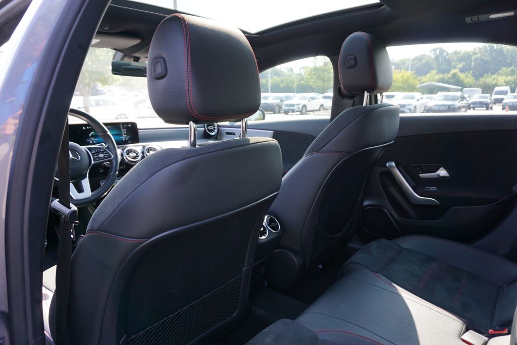 Thumbnail: 2021 Mercedes-Benz A-Class - 11