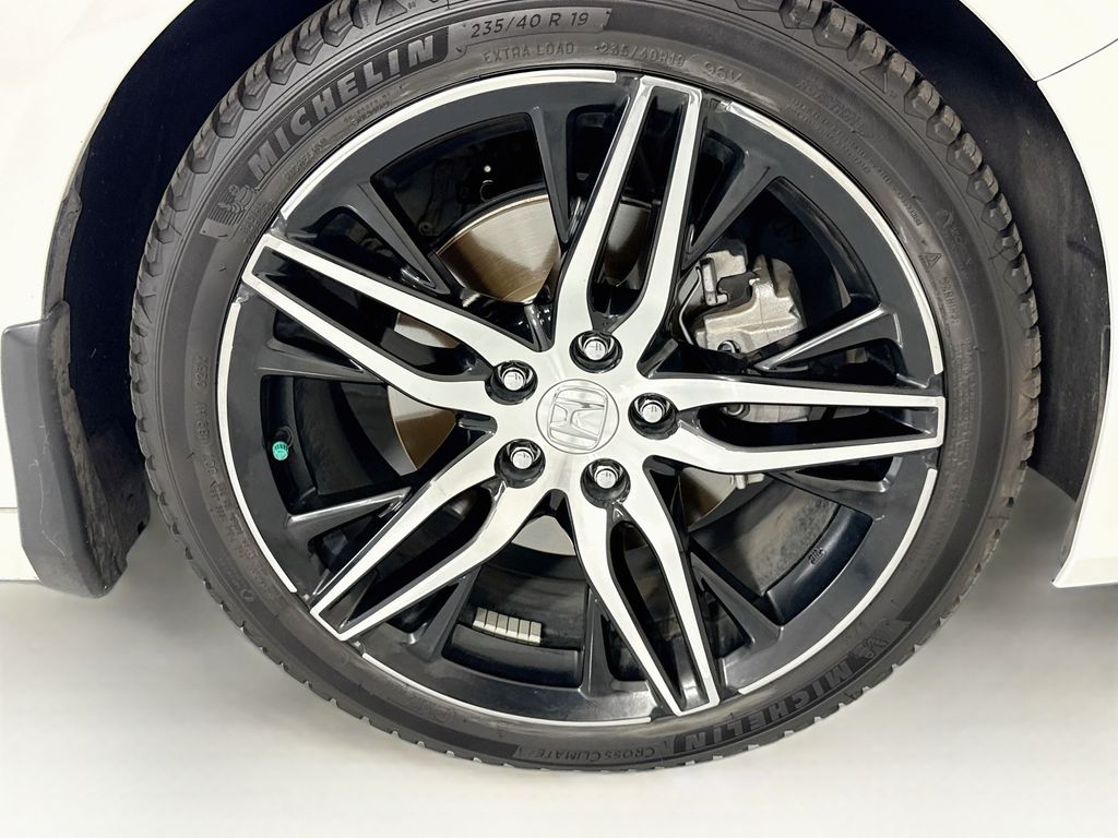 Thumbnail: 2021 Honda Accord - 32