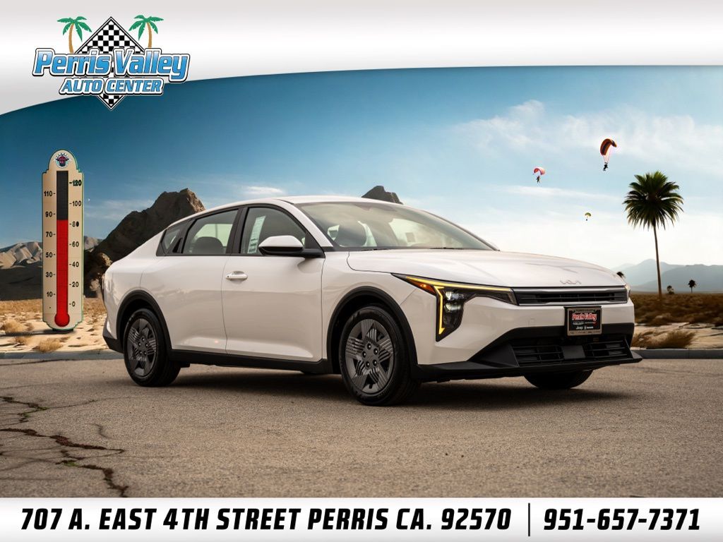 2025 Kia K4 LX FWD
