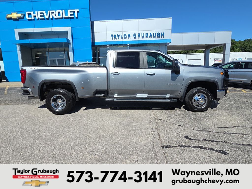 Sterling Gray Metallic 2025 Chevrolet Silverado 3500HD Pickup Truck Four-Wheel Drive Automatic