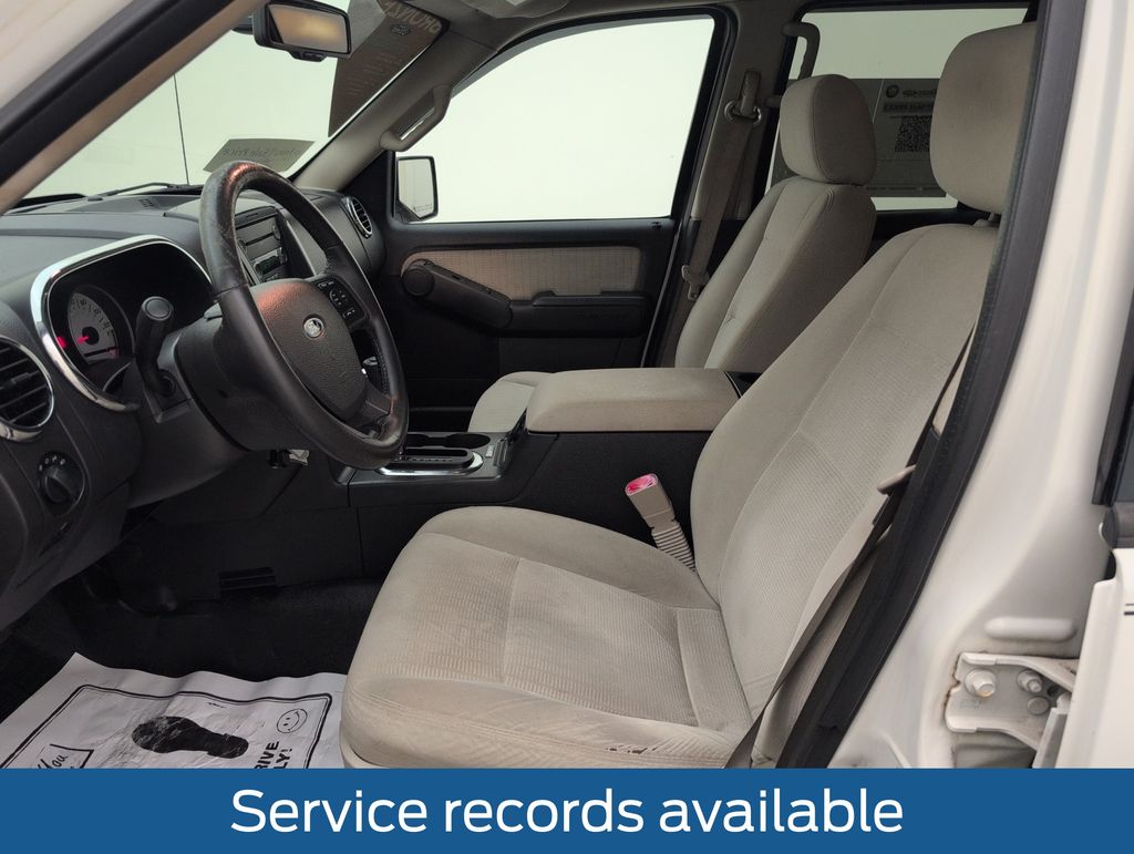 Used 2008 White Ford XLT image 4