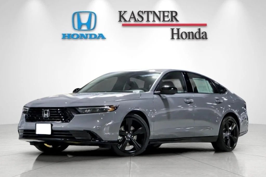 New 2026 Urban Gray Pearl Honda Sport-L image 8