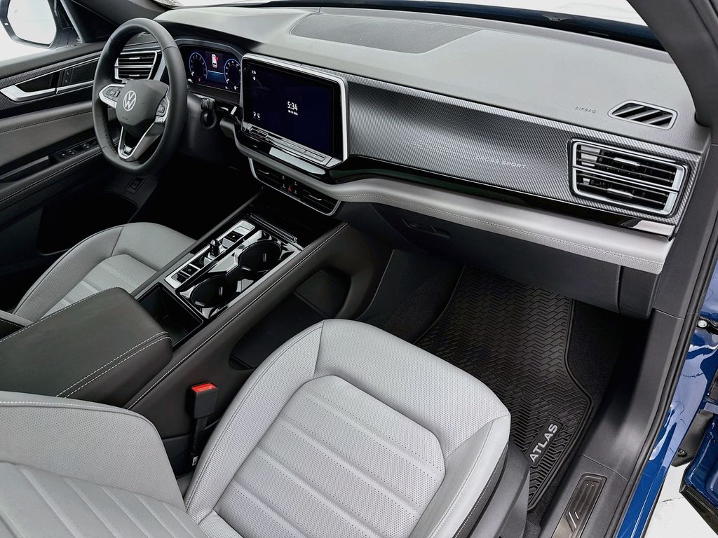 Thumbnail: 2026 Volkswagen Atlas - 16
