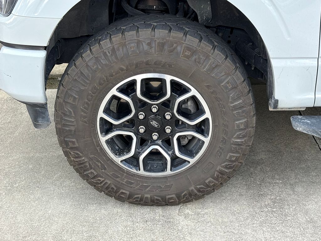 New 2026 White Ford Big Bend image 11