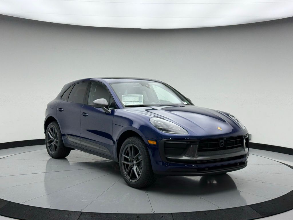 Thumbnail: 2025 Porsche Macan - 7