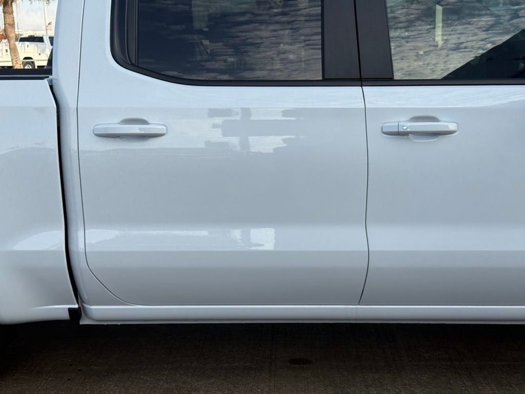 2026 Chevrolet Silverado 1500 LT - 9