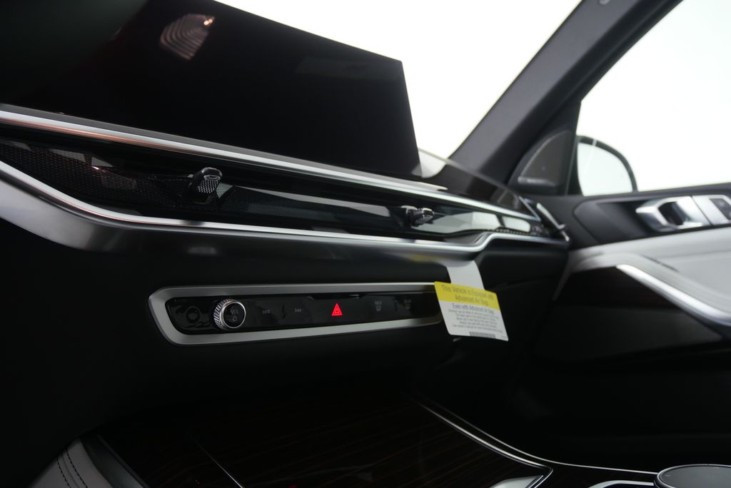 Thumbnail: 2026 BMW X5 - 19