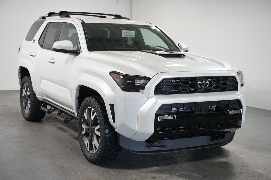 Thumbnail: 2025 Toyota 4Runner - 3
