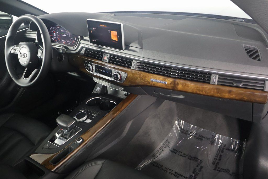 Thumbnail: 2019 Audi A5 - 9