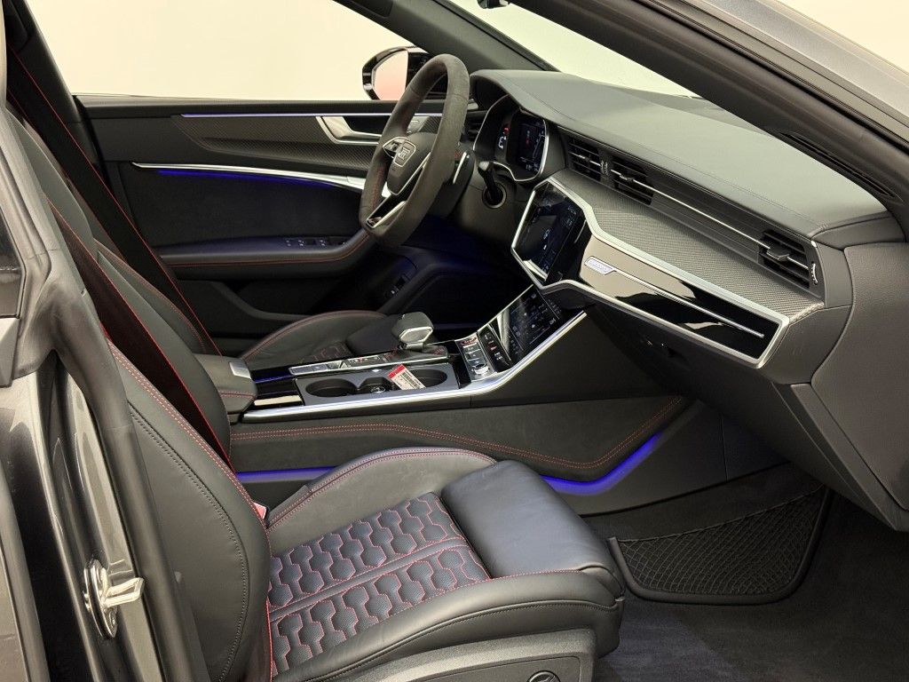 Thumbnail: 2023 Audi RS 7 - 22