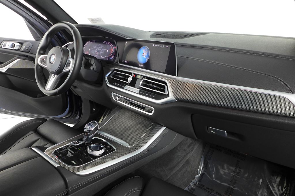 Thumbnail: 2022 BMW X5 - 13