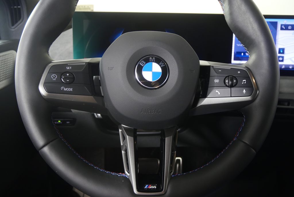 Thumbnail: 2026 BMW iX - 21