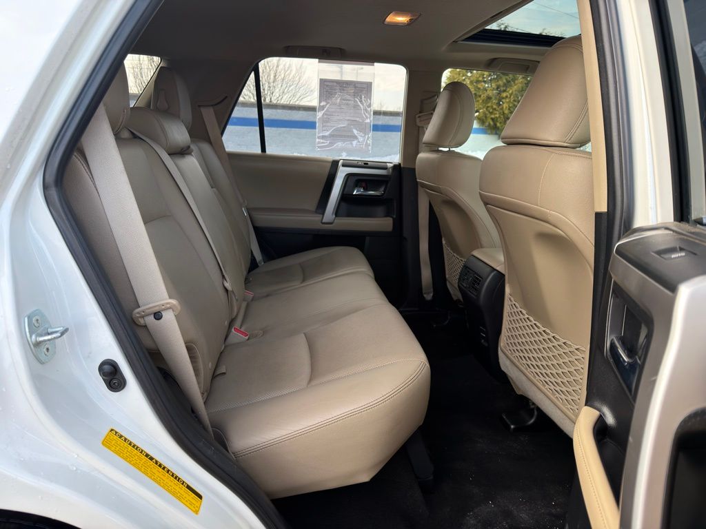 Thumbnail: 2019 Toyota 4Runner - 23