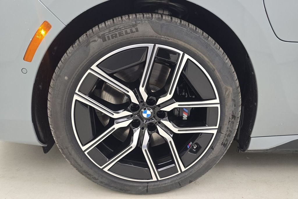 2026 Bmw 750e 750e xDrive photo 10