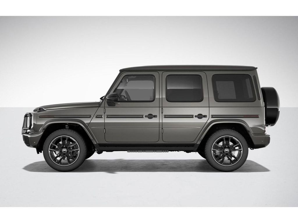 2025 Mercedes-Benz G-Class G 550 34