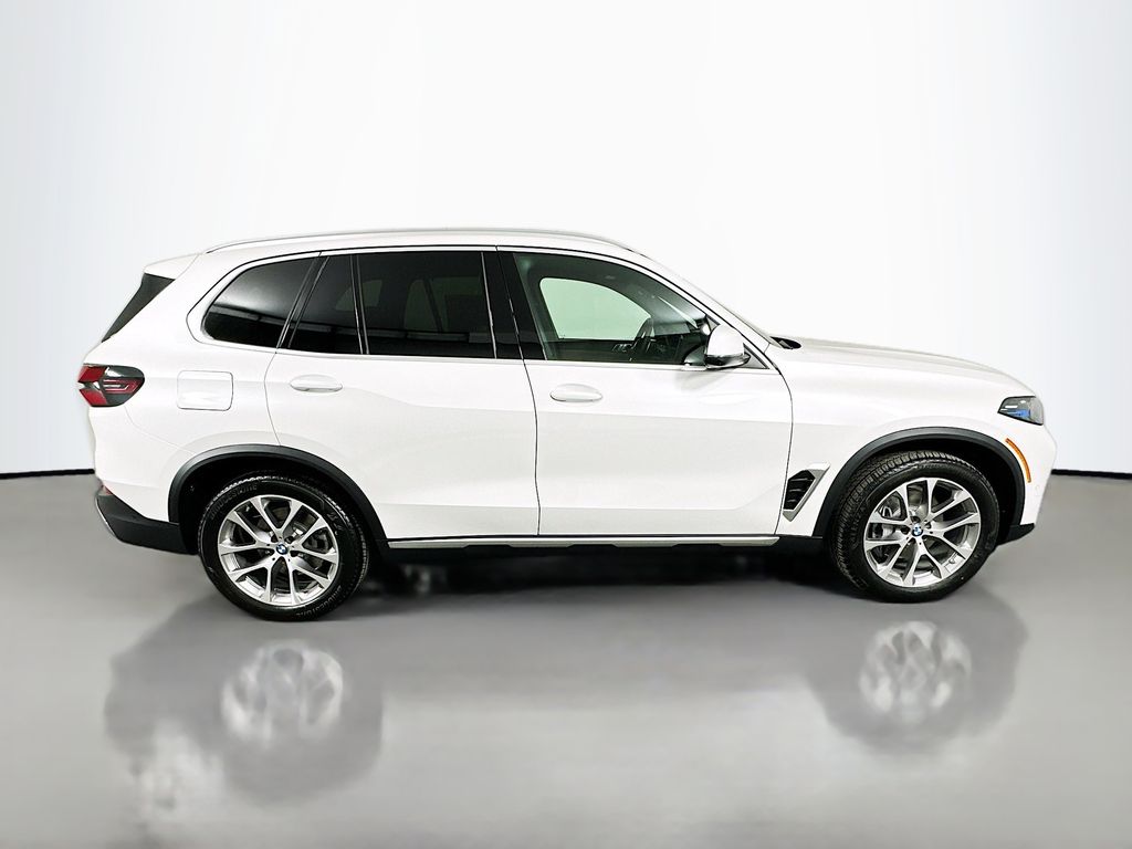 Thumbnail: 2026 BMW X5 - 4
