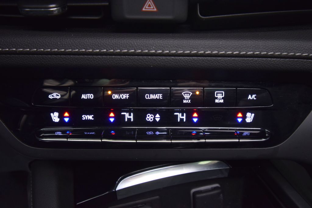 used 2023 Buick Envision car, priced at $31,597