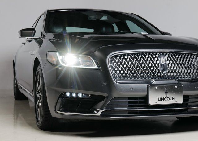 2018 Lincoln Continental Premiere photo 29