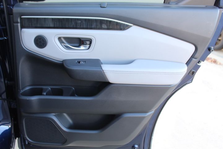 Used Car 2024 Honda Pilot  Elite For Sale Under $50,000 In Georgetown, Texas