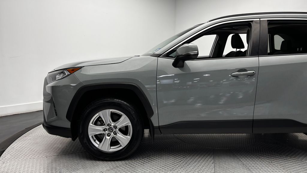 Thumbnail: 2020 Toyota RAV4 - 5