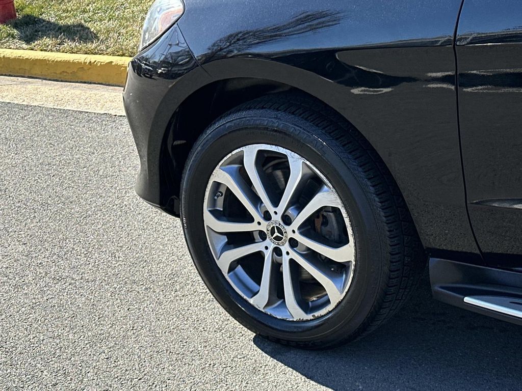 Thumbnail: 2017 Mercedes-Benz GLE - 15