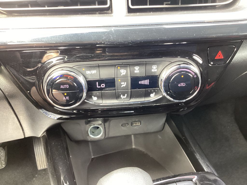Used 2024 Chevrolet Trax SUV