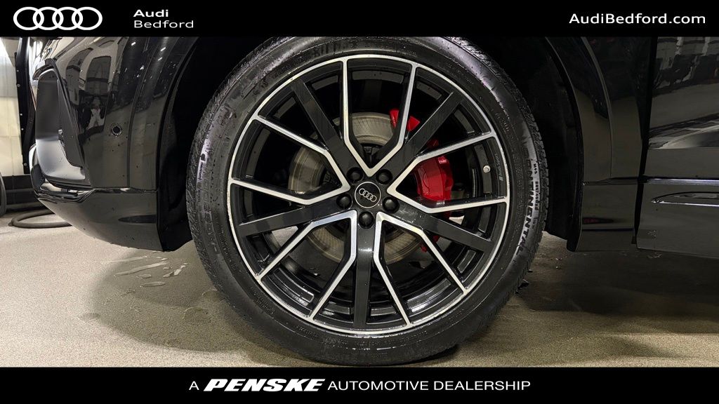 Thumbnail: 2022 Audi Q8 - 7