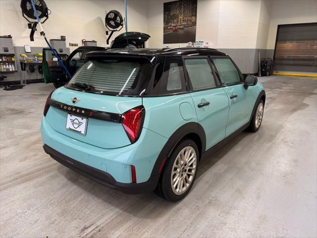Thumbnail: 2026 MINI Cooper - 6