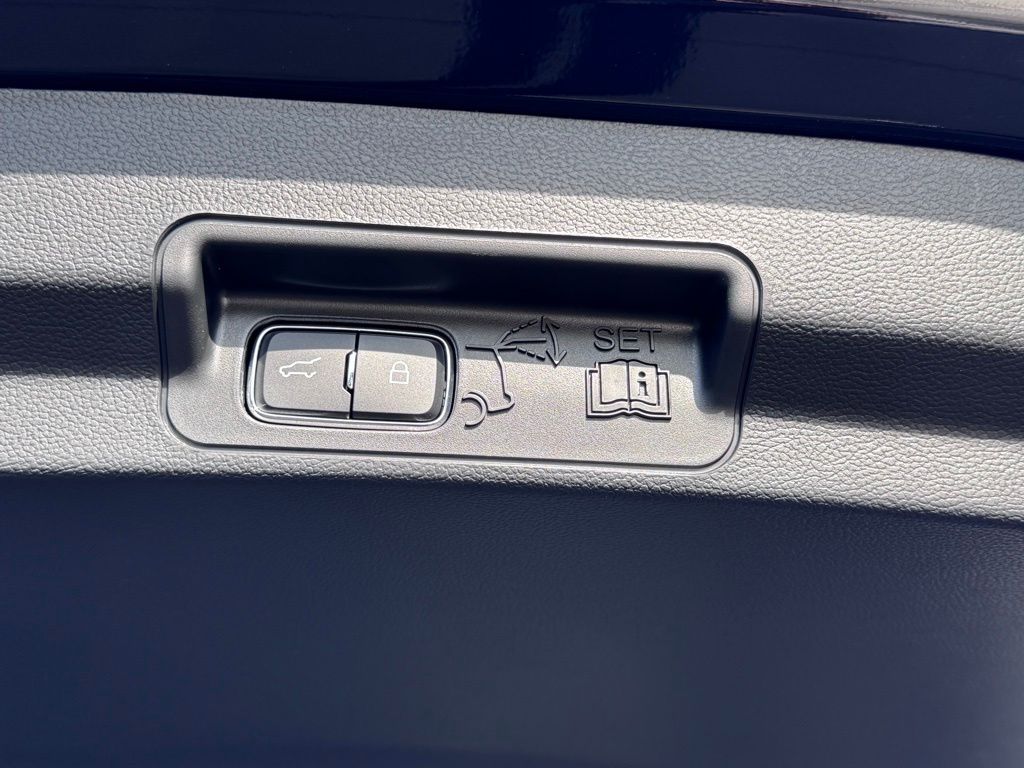 FordExplorer32