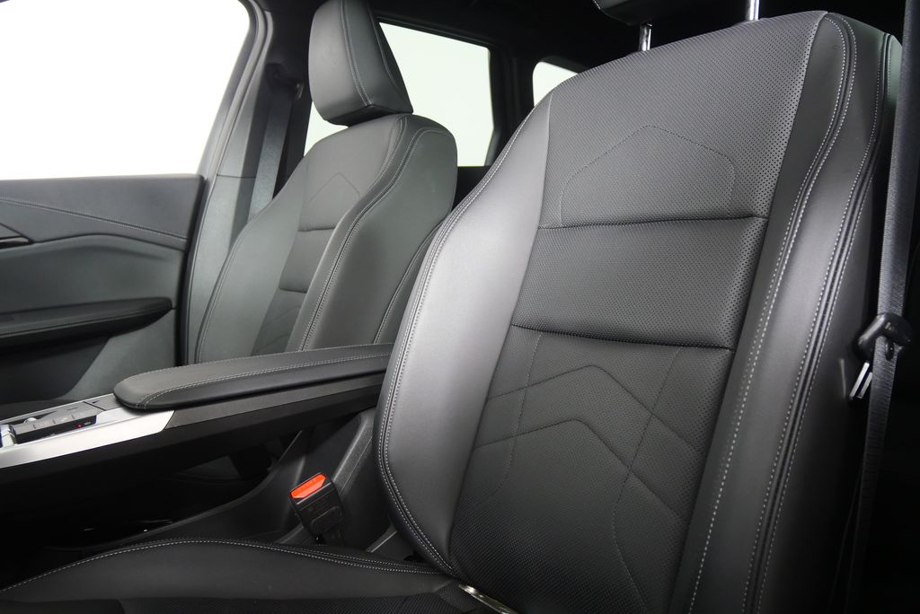 Thumbnail: 2023 BMW X1 - 11