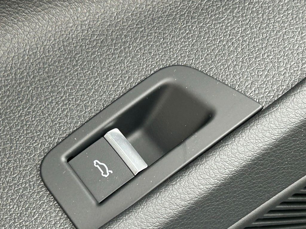 New 2026 White/off-white Audi 55 Premium Plus image 83