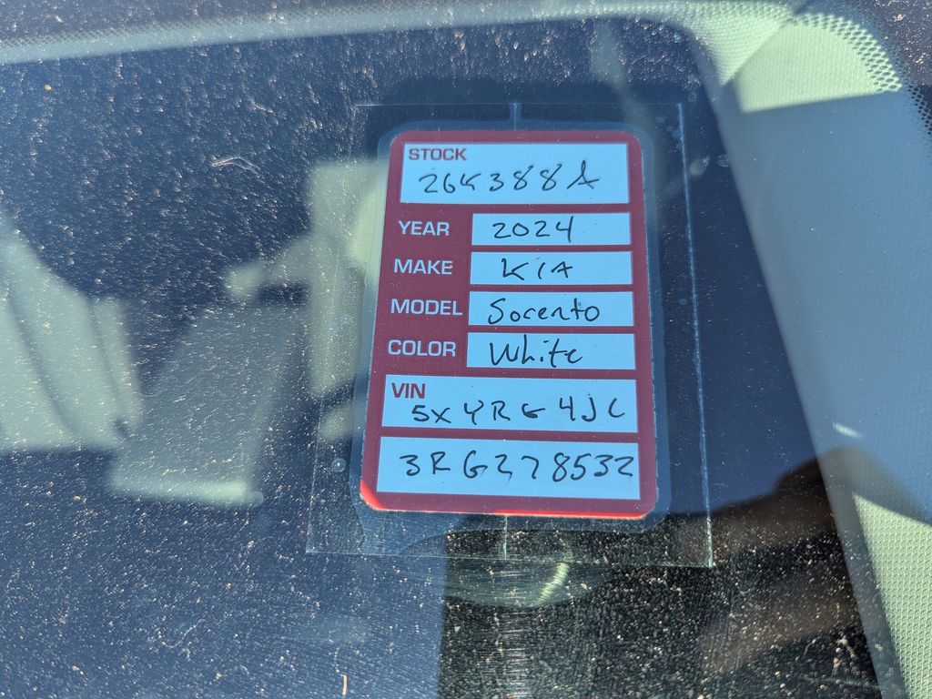 used 2024 Kia Sorento car, priced at $23,791